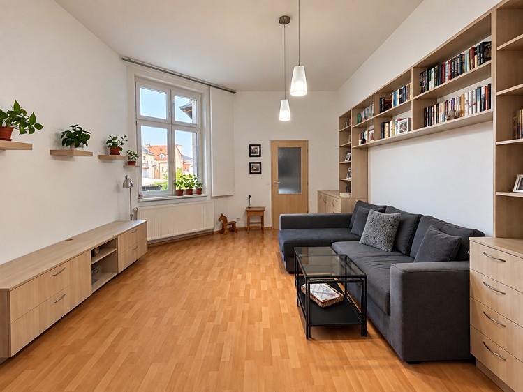 Комерційне приміщення на продаж, 353 м² (3 з 36)