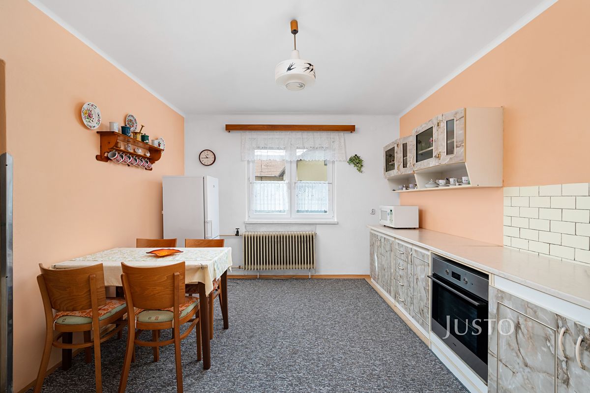 Prodej rodinného domu 150 m², pozemek 515 m² – fotografie 4