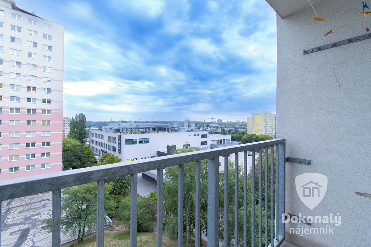 Pronájem bytu 3+kk 65 m² – fotografie 3