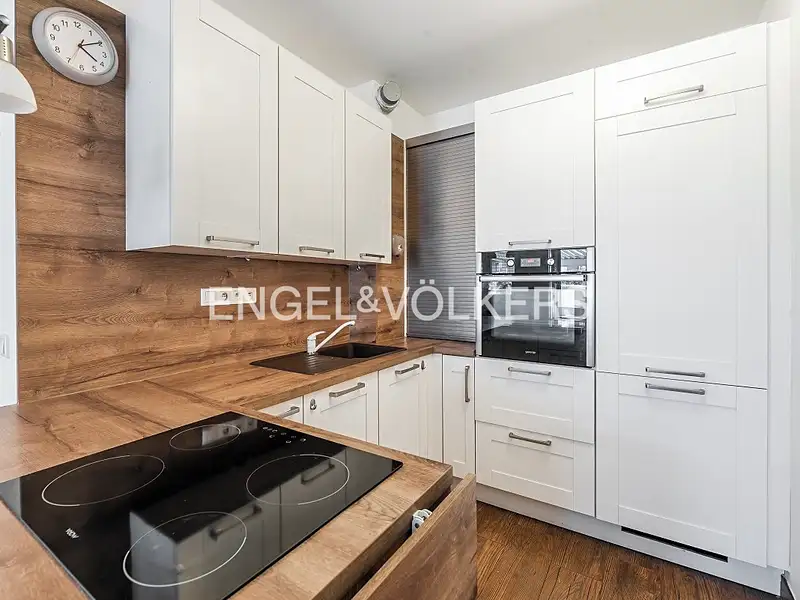 Pronájem bytu 2+kk 50 m², Praha – náhled fotky 2