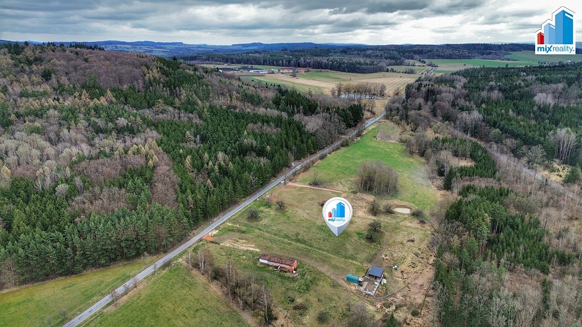 Prodej stavebního pozemku 2036 m² – fotografie 4