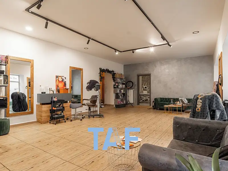 Prodej obchodního prostoru 139 m², Praha – náhled fotky 1