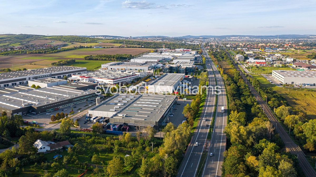 Pronájem výrobní haly, prostoru 3064 m² – fotografie 3
