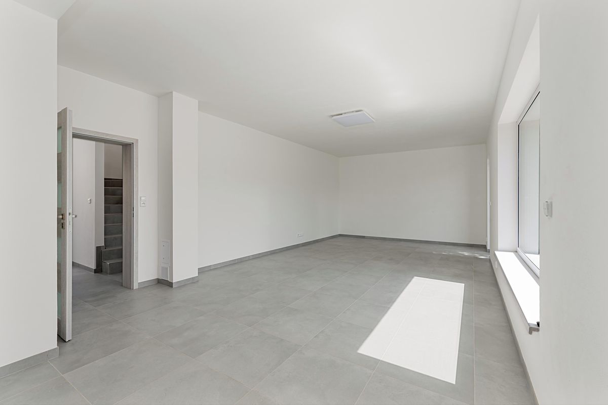 Prodej rodinného domu 207 m², pozemek 723 m² – fotografie 5