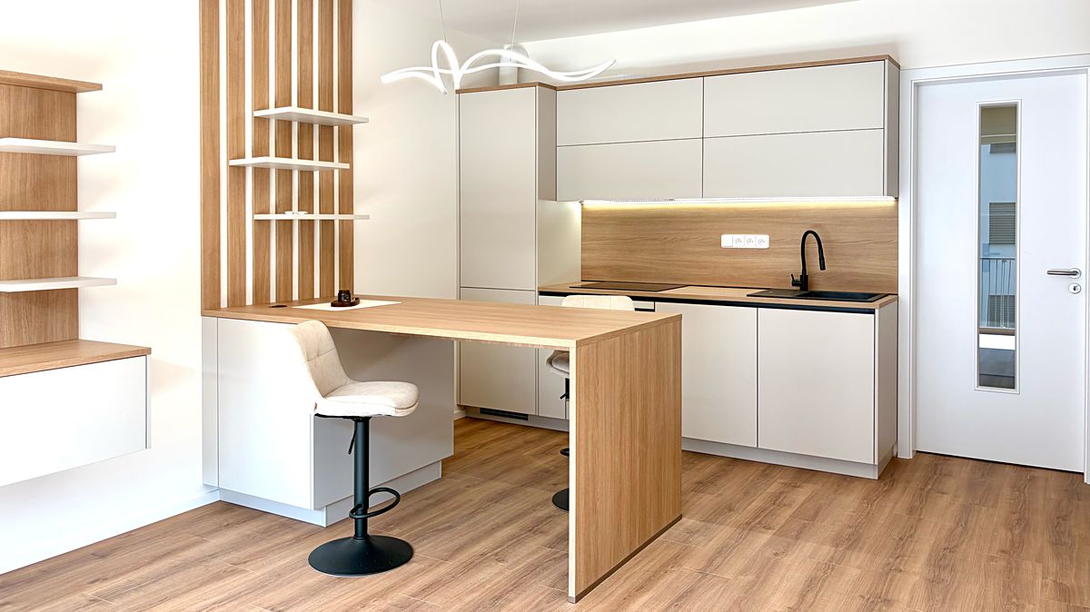Pronájem bytu 1+kk 43 m²