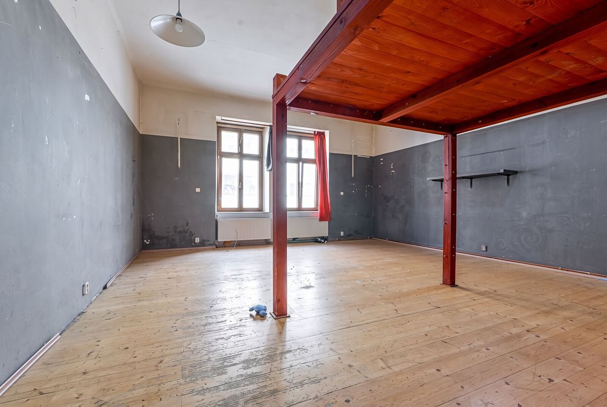 Pronájem bytu 2+kk 80 m² – fotografie 3