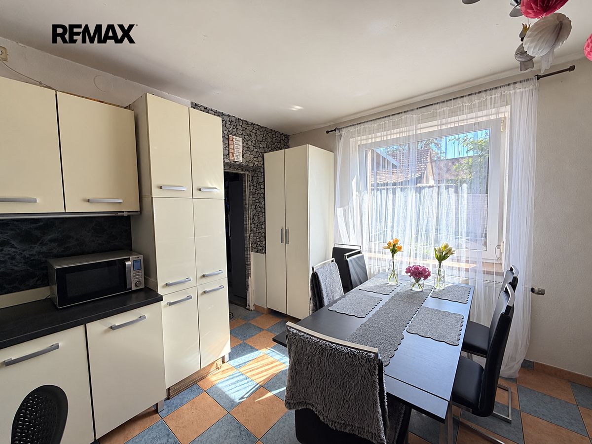 Prodej rodinného domu 130 m², pozemek 452 m² – fotografie 4