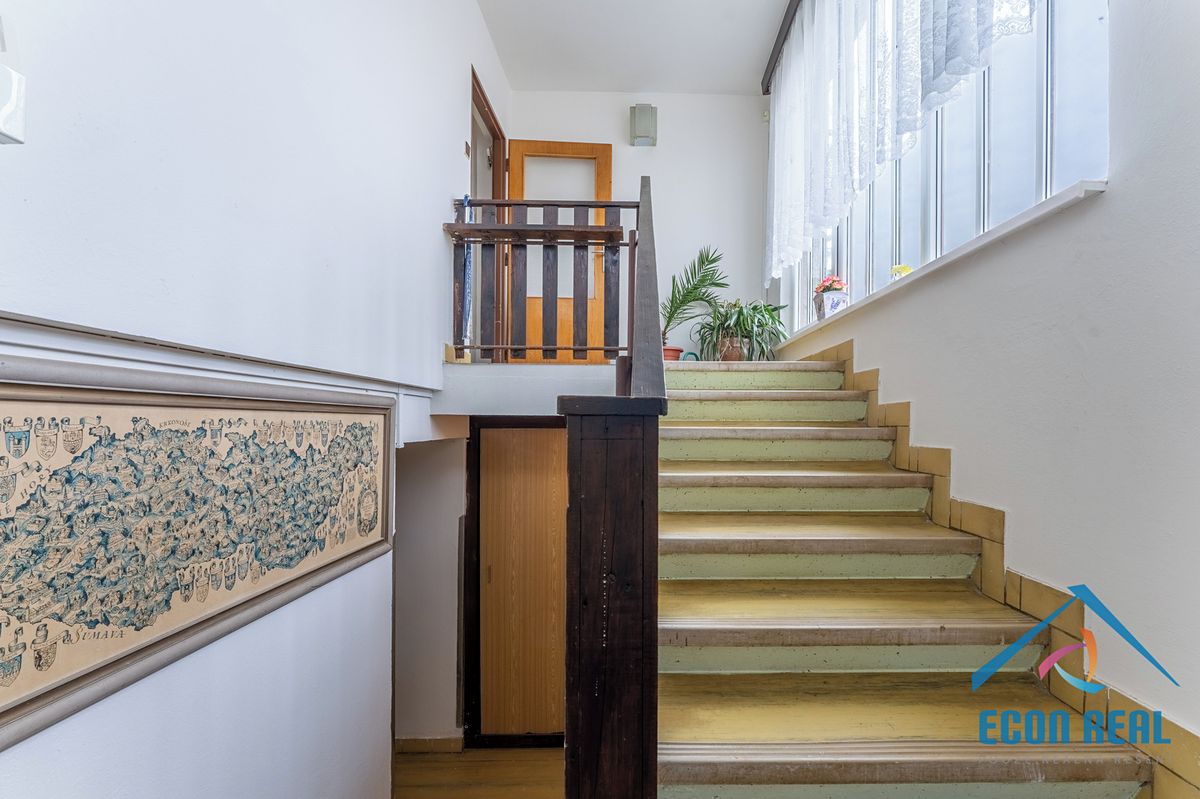Prodej rodinného domu 150 m², pozemek 830 m² – fotografie 5