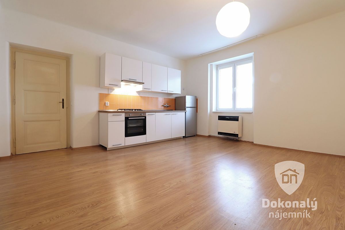 Pronájem bytu 3+kk 84 m²