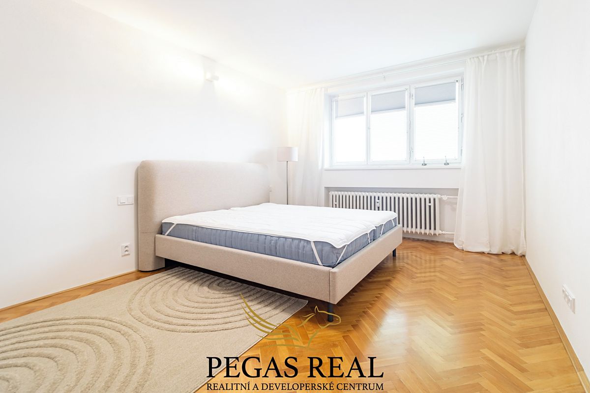Pronájem bytu 2+kk 69 m² – fotografie 2