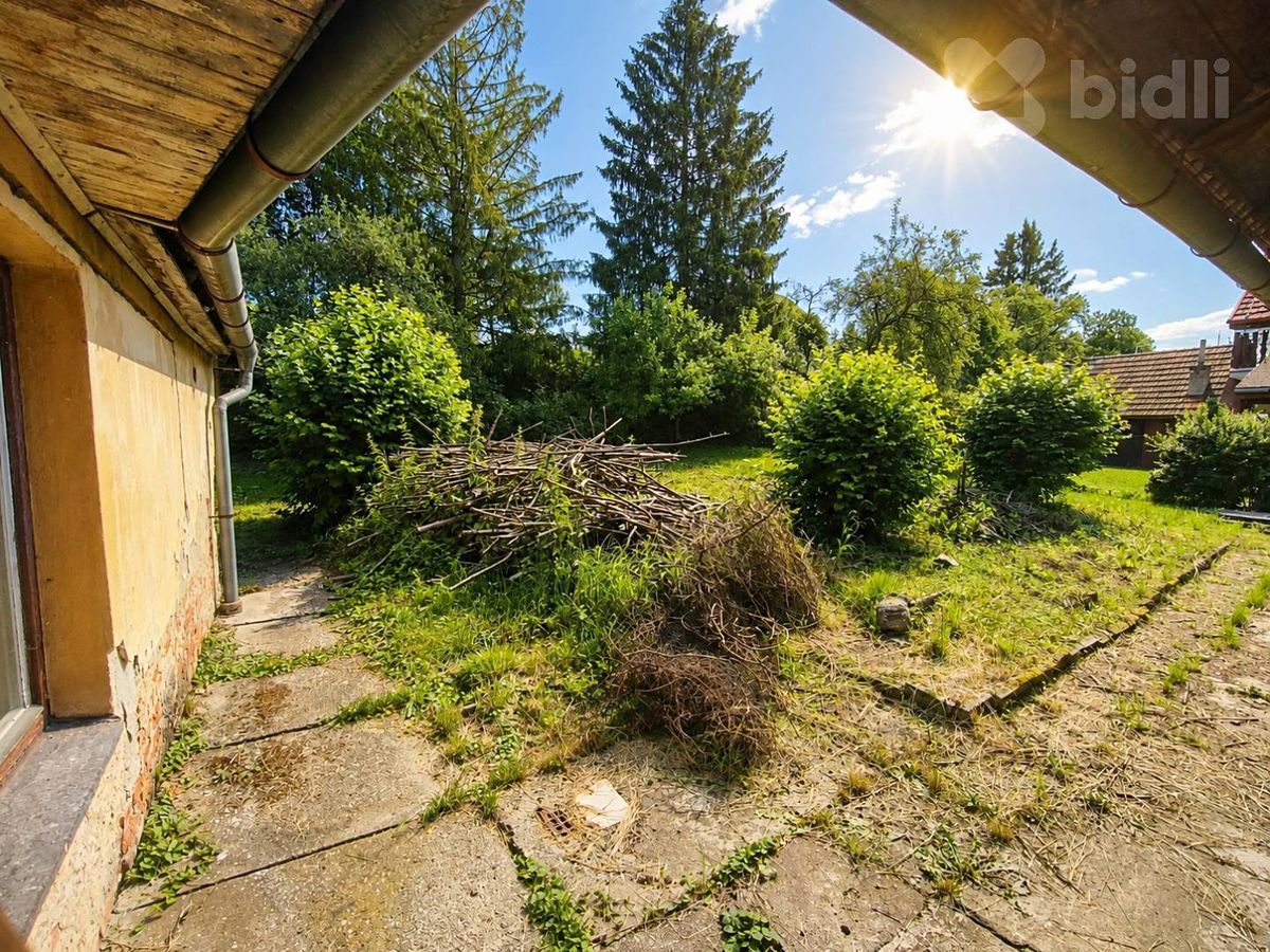 Prodej rodinného domu 150 m², pozemek 1054 m² – fotografie 3