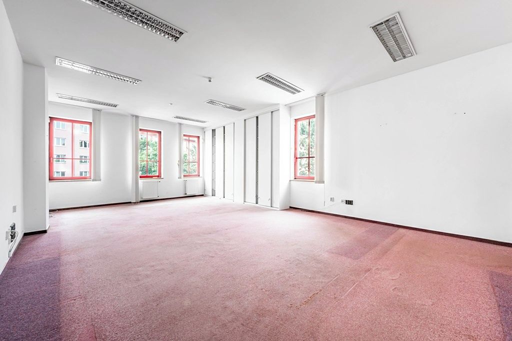 Pronájem kanceláře 23 m² – fotografie 2