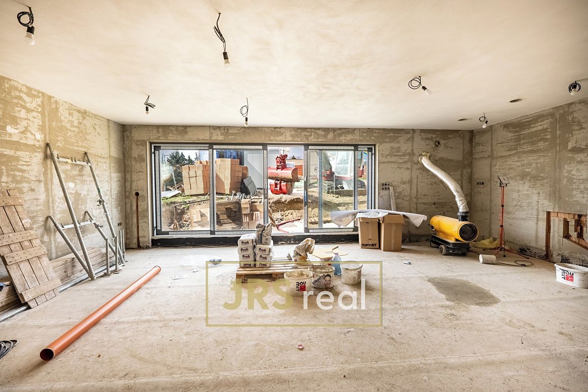 Prodej rodinného domu 216 m², pozemek 464 m² – fotografie 5
