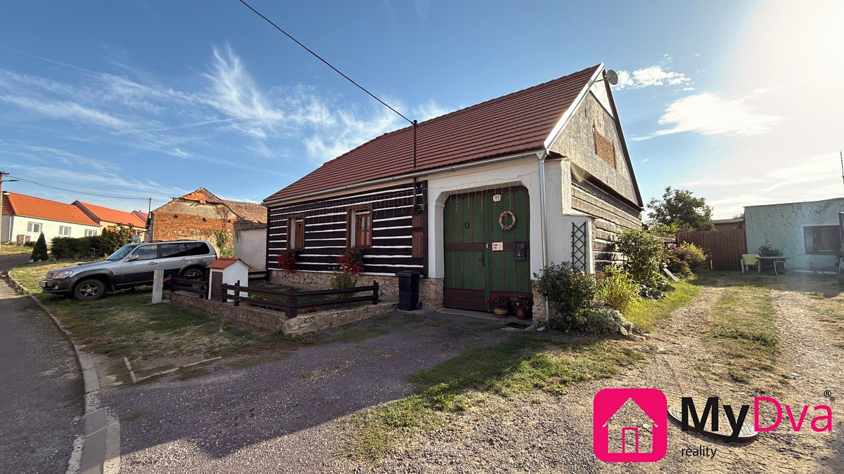 Prodej rodinného domu 110 m², pozemek 373 m² – fotografie 2