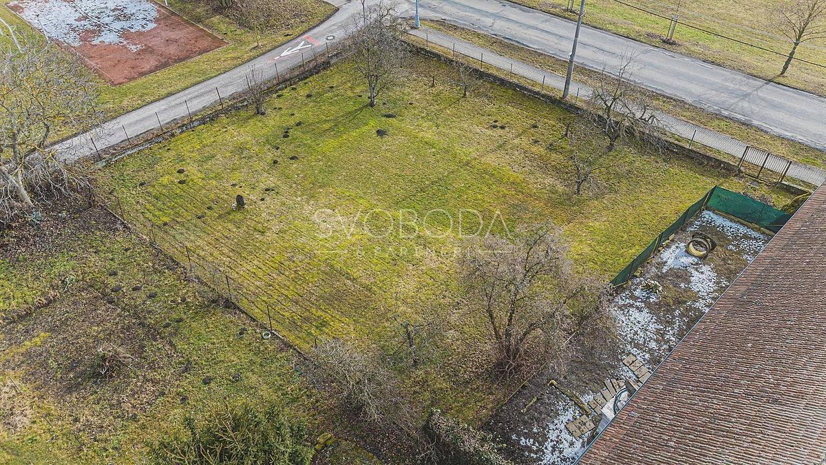 Prodej zahrady 838 m² – fotografie 3