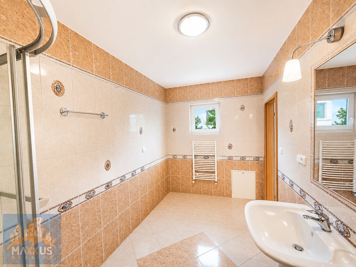 Pronájem bytu 1+kk 24 m² – fotografie 4