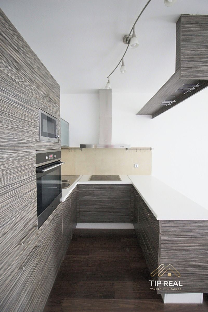 Pronájem bytu 2+kk 48 m² – fotografie 5