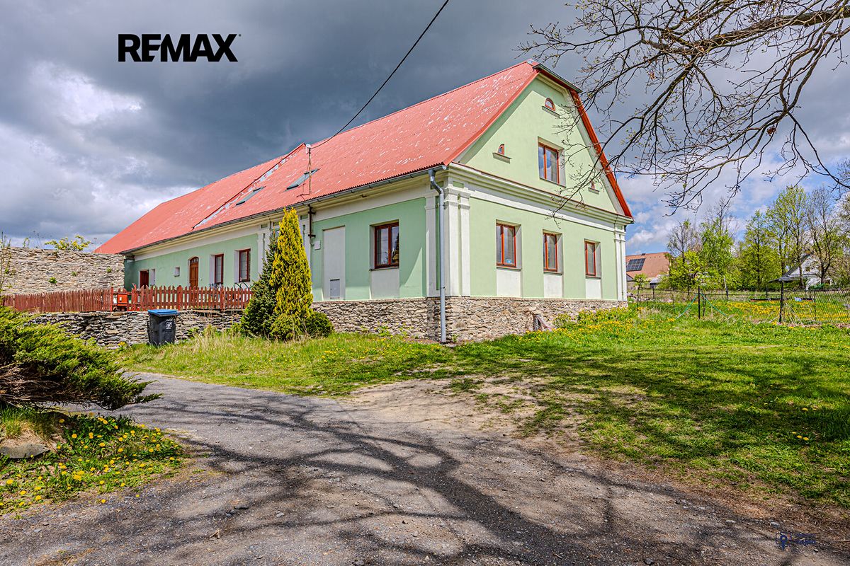 Prodej chalupy 460 m², pozemek 4142 m²