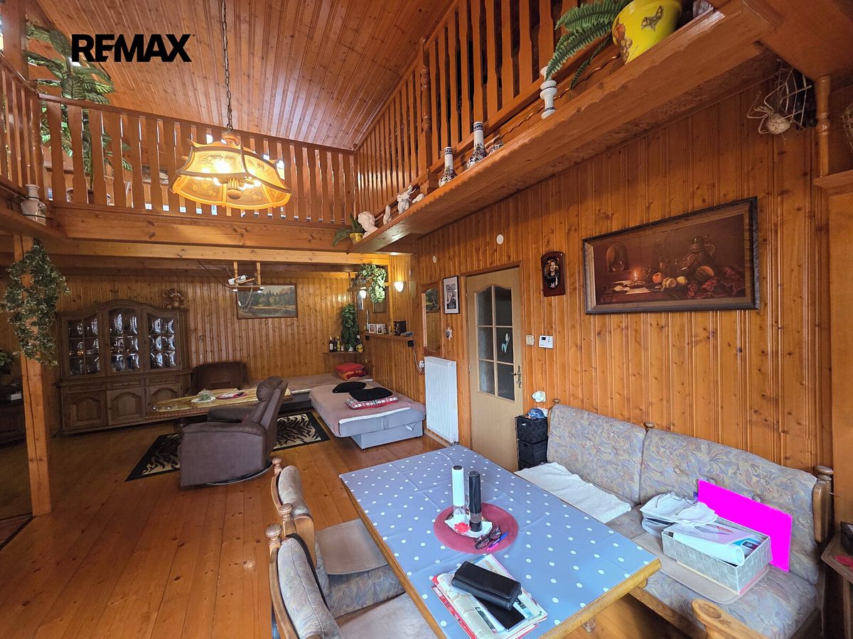 Prodej rodinného domu 200 m², pozemek 233 m² – fotografie 5