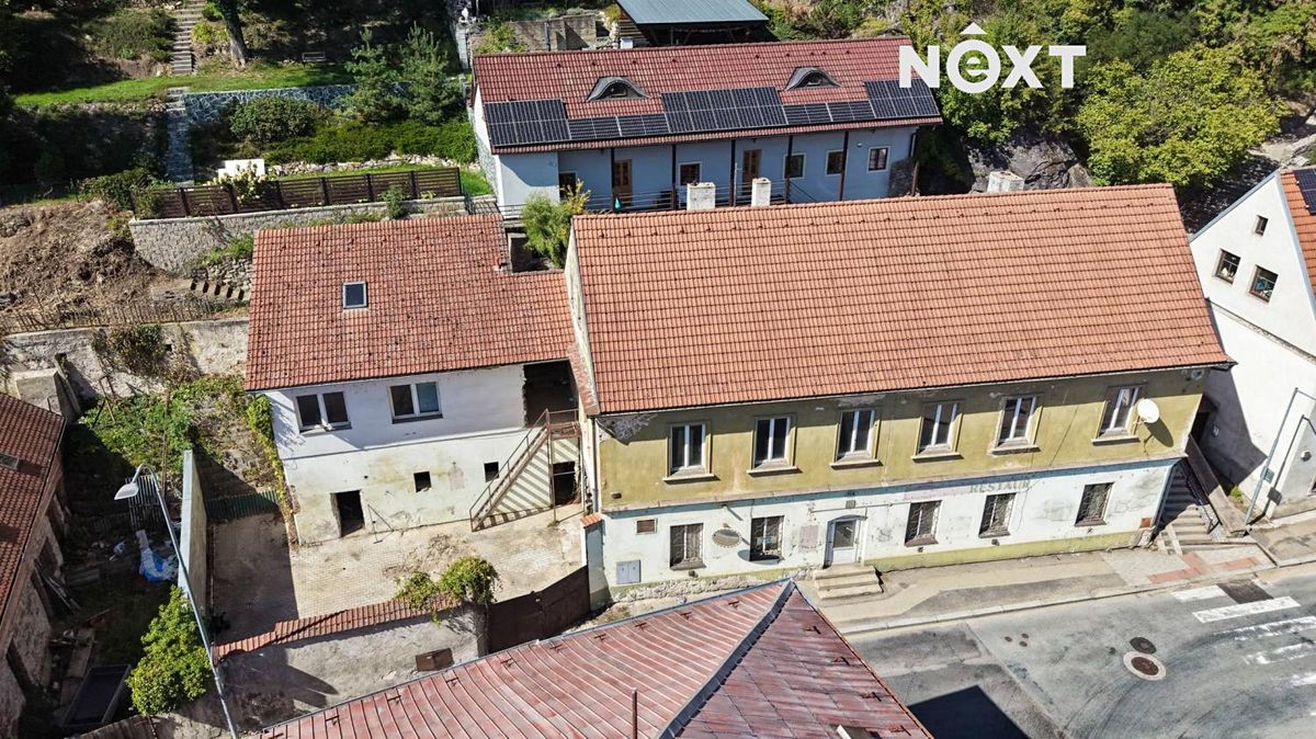 Prodej rodinného domu 500 m², pozemek 506 m² – fotografie 2