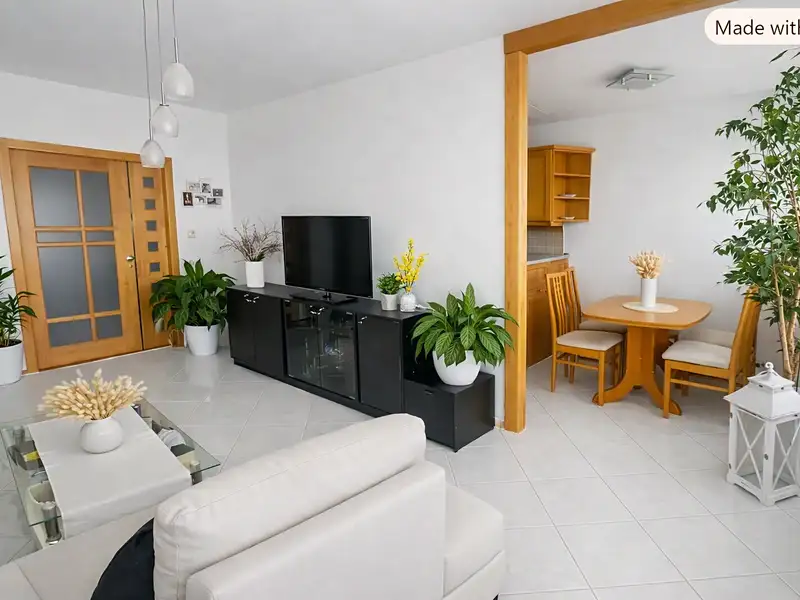 Prodej bytu 4+1 94 m², Praha – náhled fotky 2