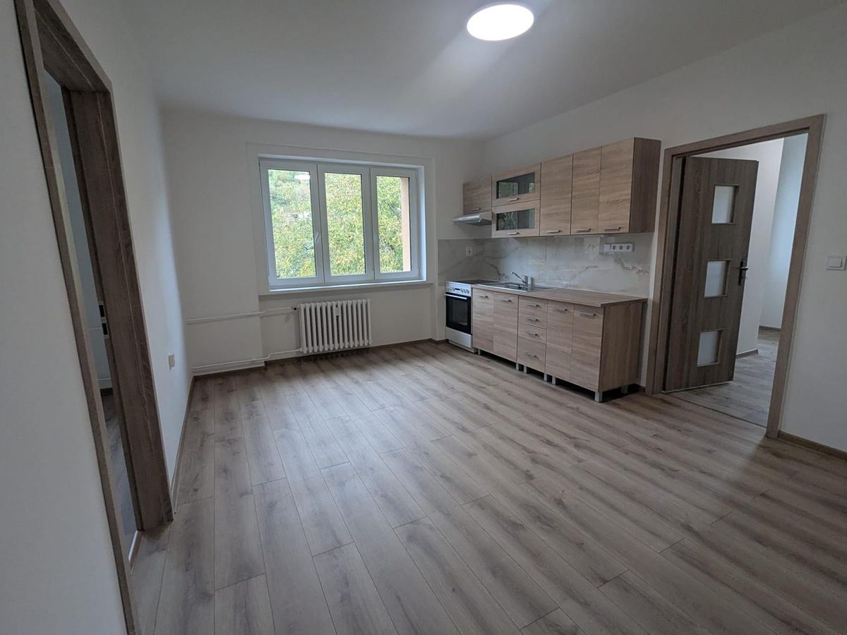 Pronájem bytu 2+kk 53 m² – fotografie 2