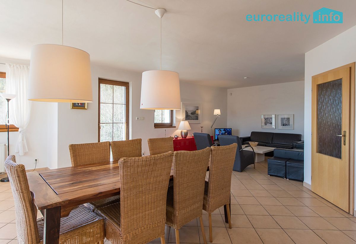 Prodej rodinného domu 180 m², pozemek 447 m² – fotografie 5