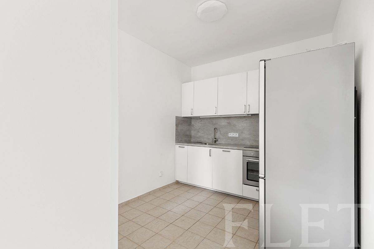 Pronájem bytu 3+1 80 m² – fotografie 5