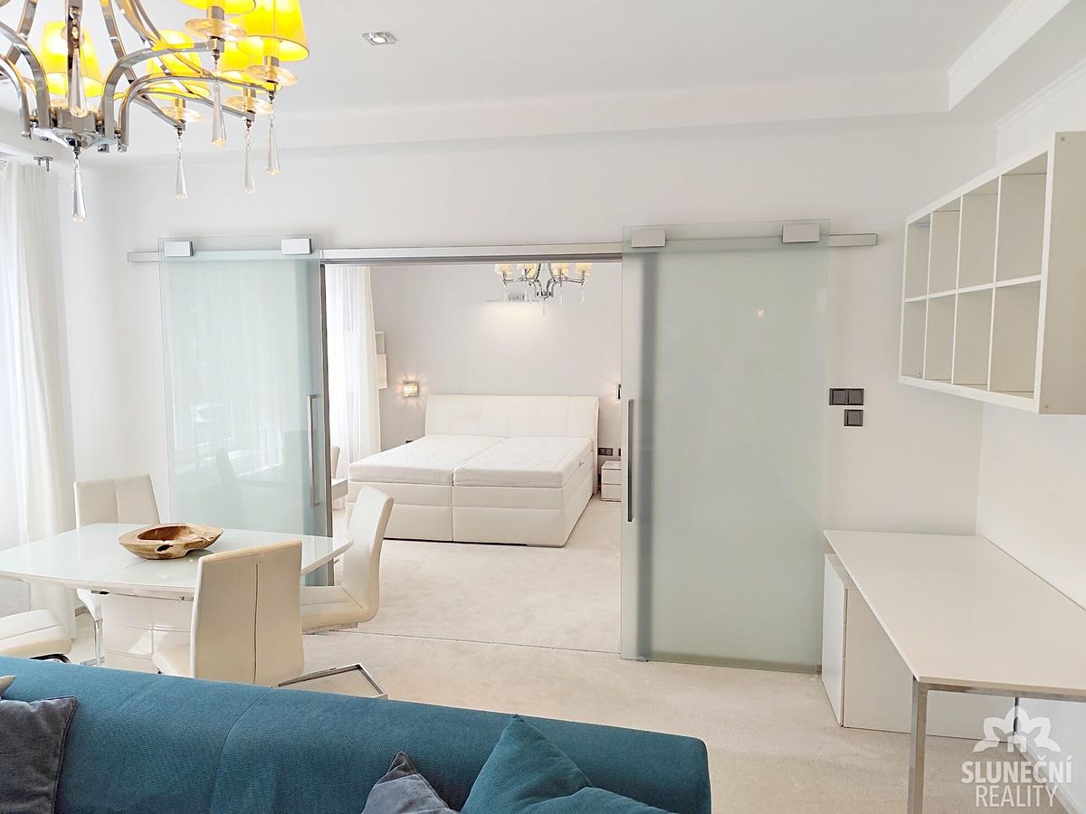 Pronájem bytu 2+1 99 m² – fotografie 2