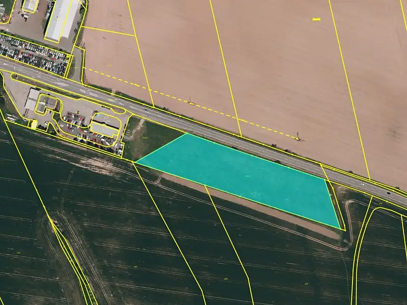 Dražba komerčního pozemku 12610 m², Velké Albrechtice – náhled fotky 1