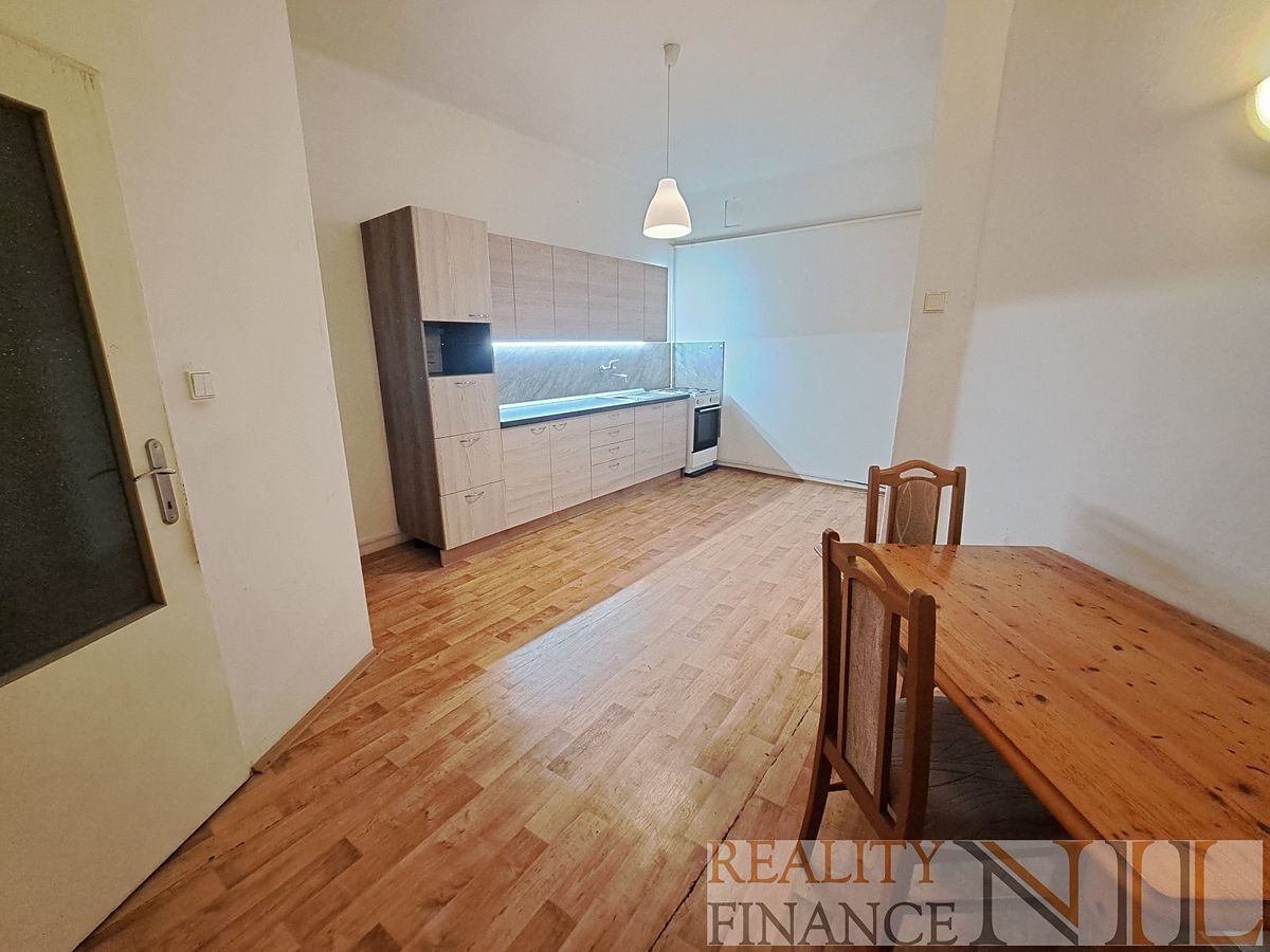 Pronájem bytu 2+1 64 m² – fotografie 2
