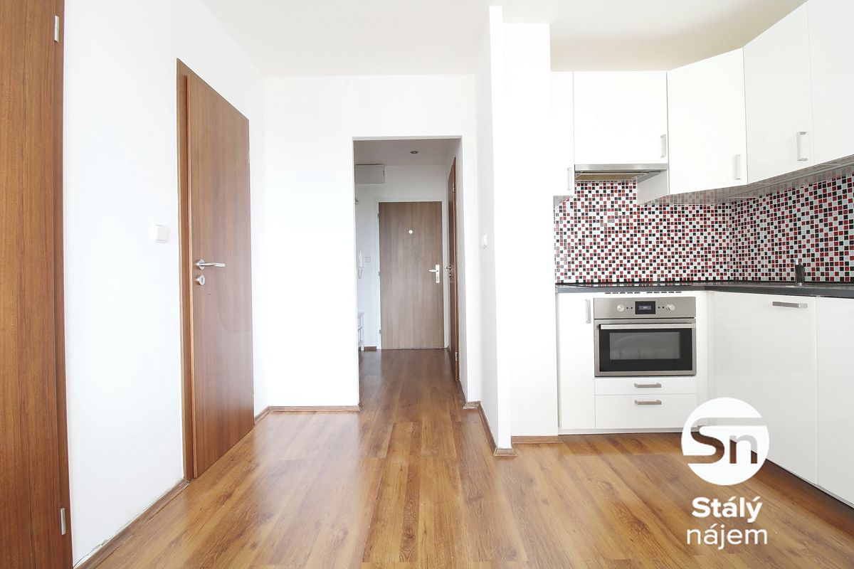 Pronájem bytu 2+kk 41 m² – fotografie 3
