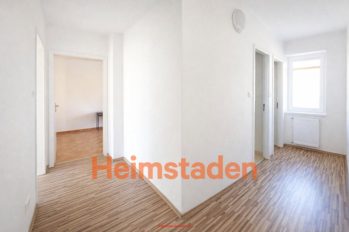 Pronájem bytu 2+1 54 m² – fotografie 5