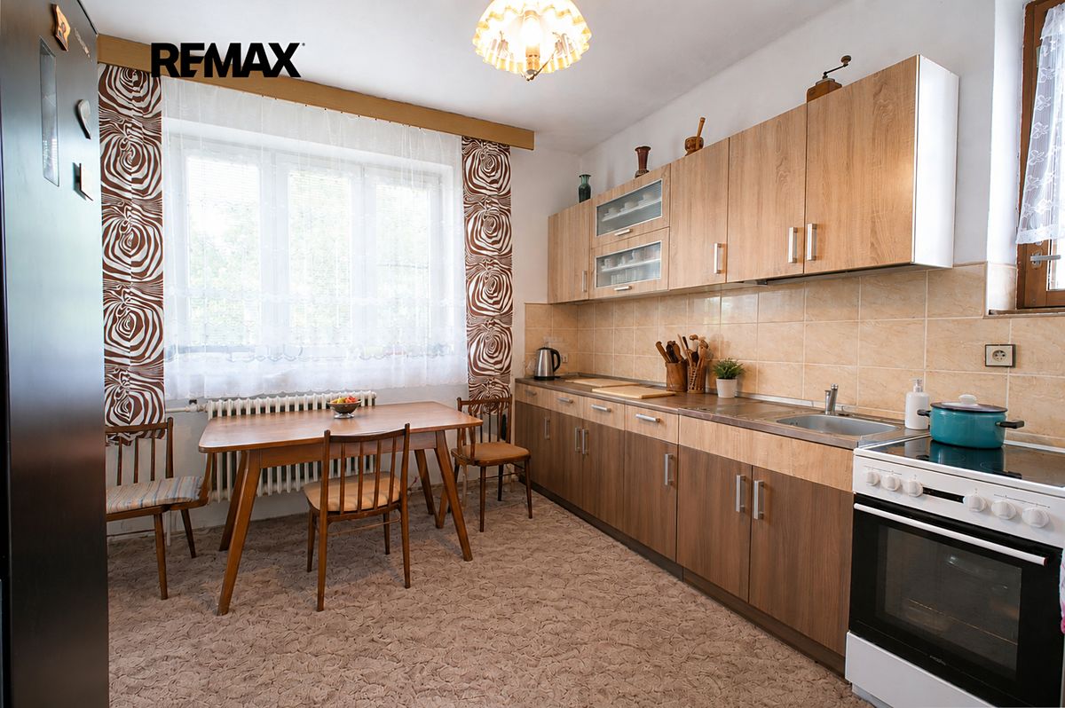 Prodej rodinného domu 93 m², pozemek 1373 m² – fotografie 4