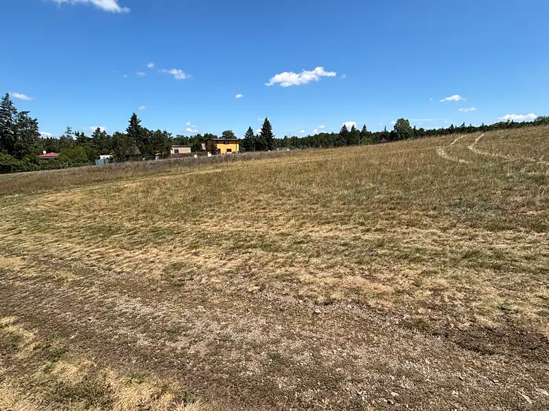 Prodej pozemku 4215 m², Dobříš – náhled fotky 1