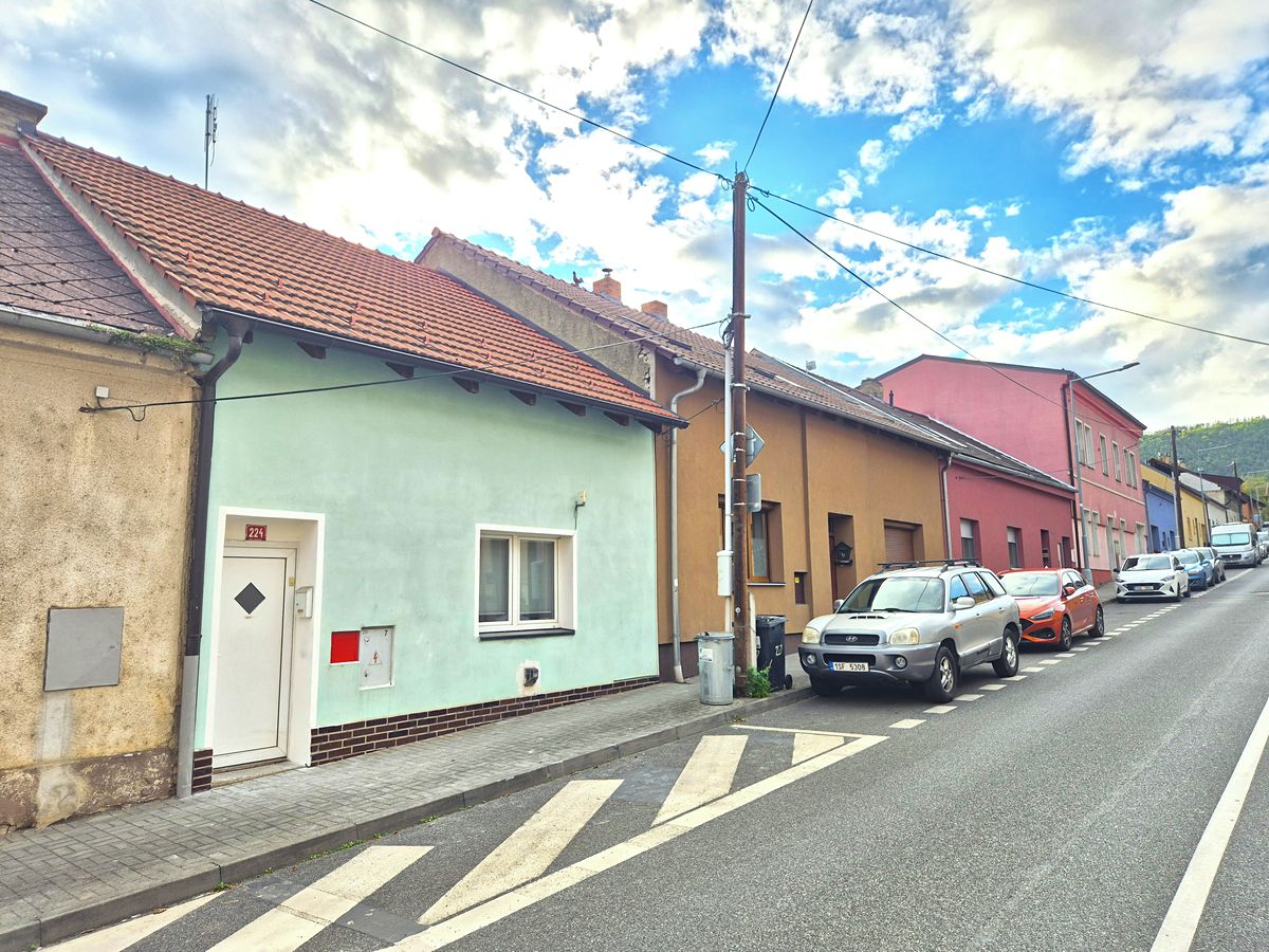 Prodej rodinného domu 80 m², pozemek 171 m²