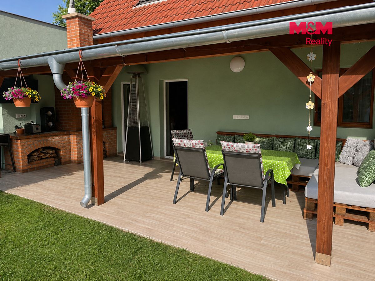 Prodej rodinného domu 110 m², pozemek 241 m² – fotografie 4