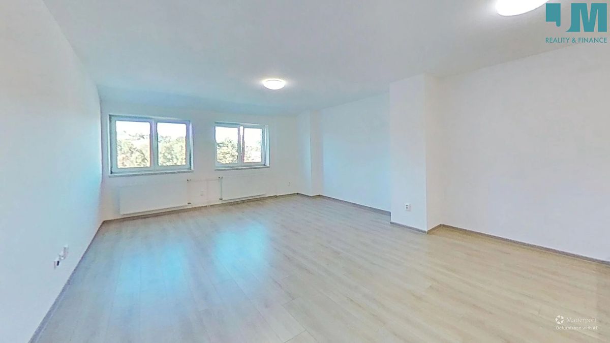 Pronájem bytu 2+kk 58 m² – fotografie 5
