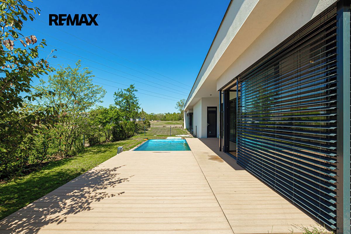 Prodej rodinného domu 108 m², pozemek 435 m² – fotografie 2