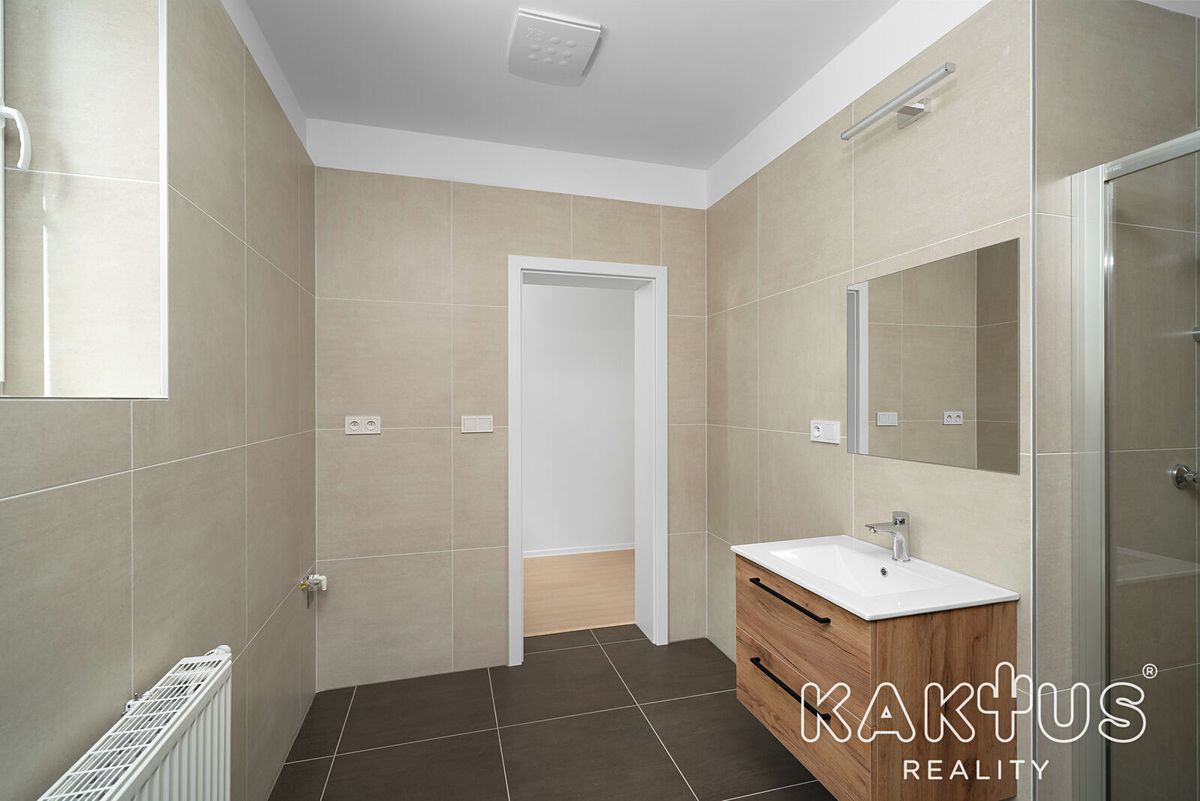 Pronájem bytu 2+kk 54 m² – fotografie 4