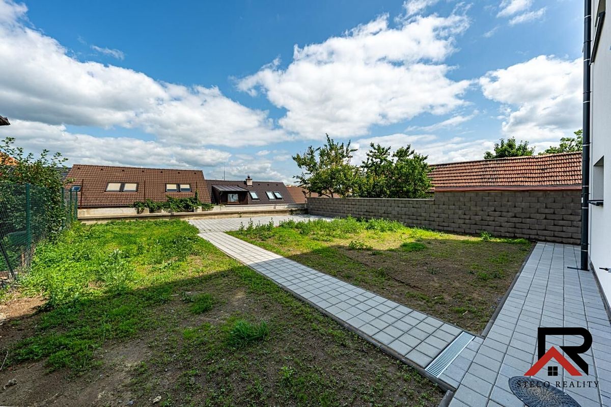 Pronájem bytu 2+kk 50 m² – fotografie 4