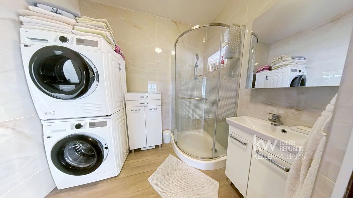 Prodej rodinného domu 132 m², pozemek 220 m² – fotografie 5