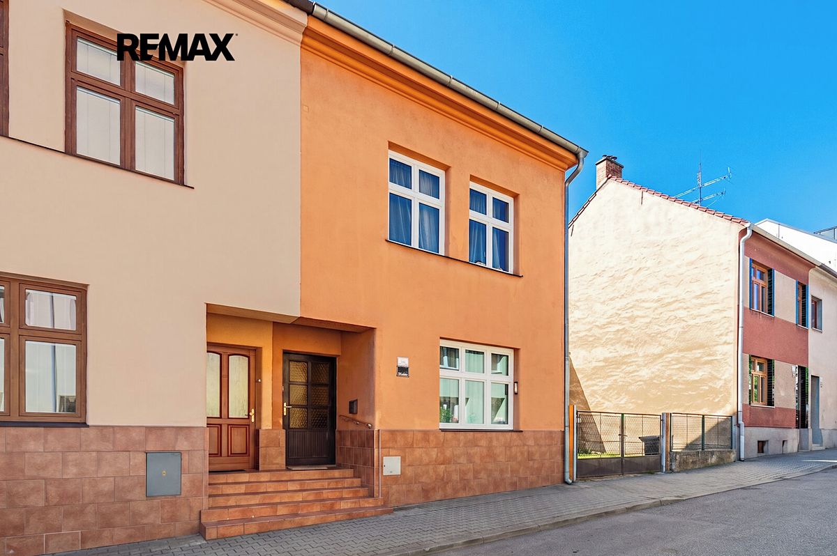 Prodej rodinného domu 130 m², pozemek 173 m²