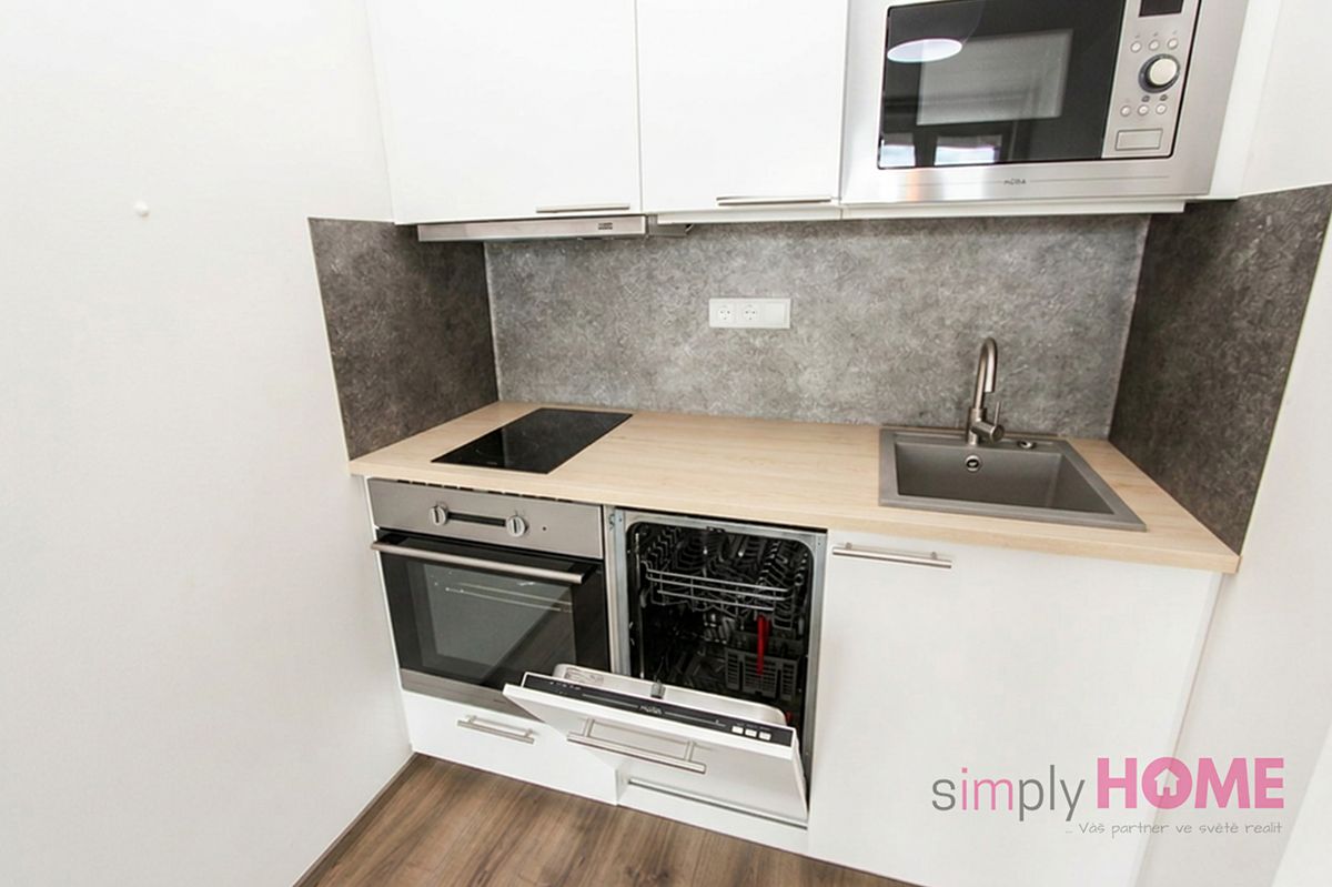Pronájem bytu 2+kk 40 m² – fotografie 4