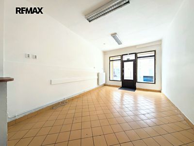 Pronájem obchodního prostoru 46 m²