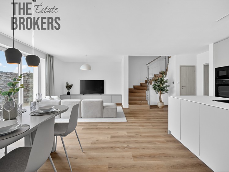 Будинок на продаж, 151 м² (2 з 37)