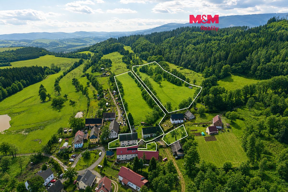 Prodej zemědělské usedlosti 225 m², pozemek 29154 m²