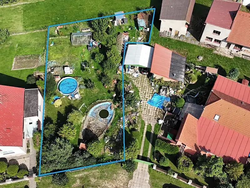 Prodej stavebního pozemku 870 m², Červené Pečky – náhled fotky 2