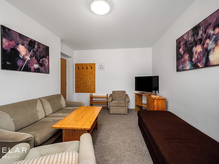 Комерційне приміщення на продаж, 640 м² (47 з 70)