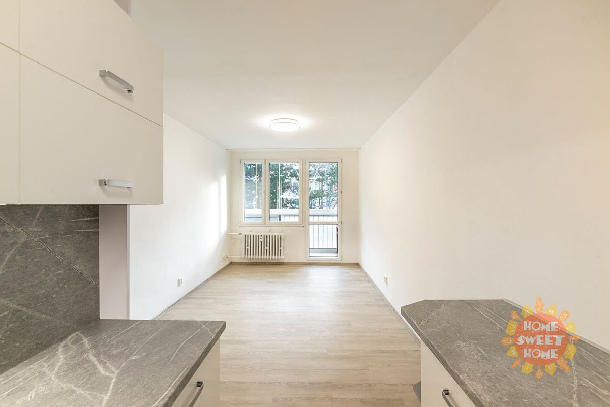 Pronájem bytu 2+kk 48 m² – fotografie 5